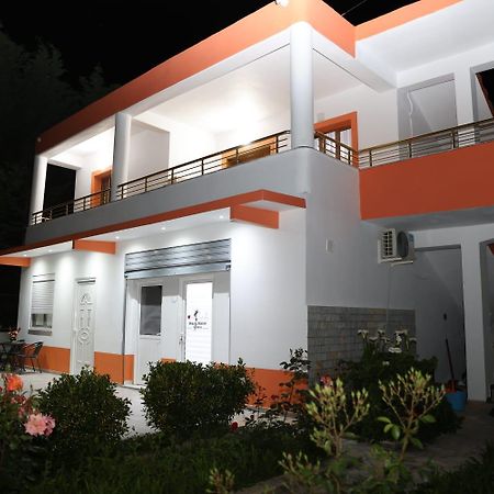 Villa Likaj Μπεράτ Εξωτερικό φωτογραφία