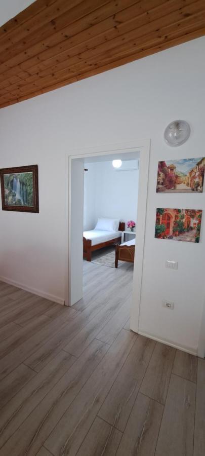 Villa Likaj Μπεράτ Εξωτερικό φωτογραφία