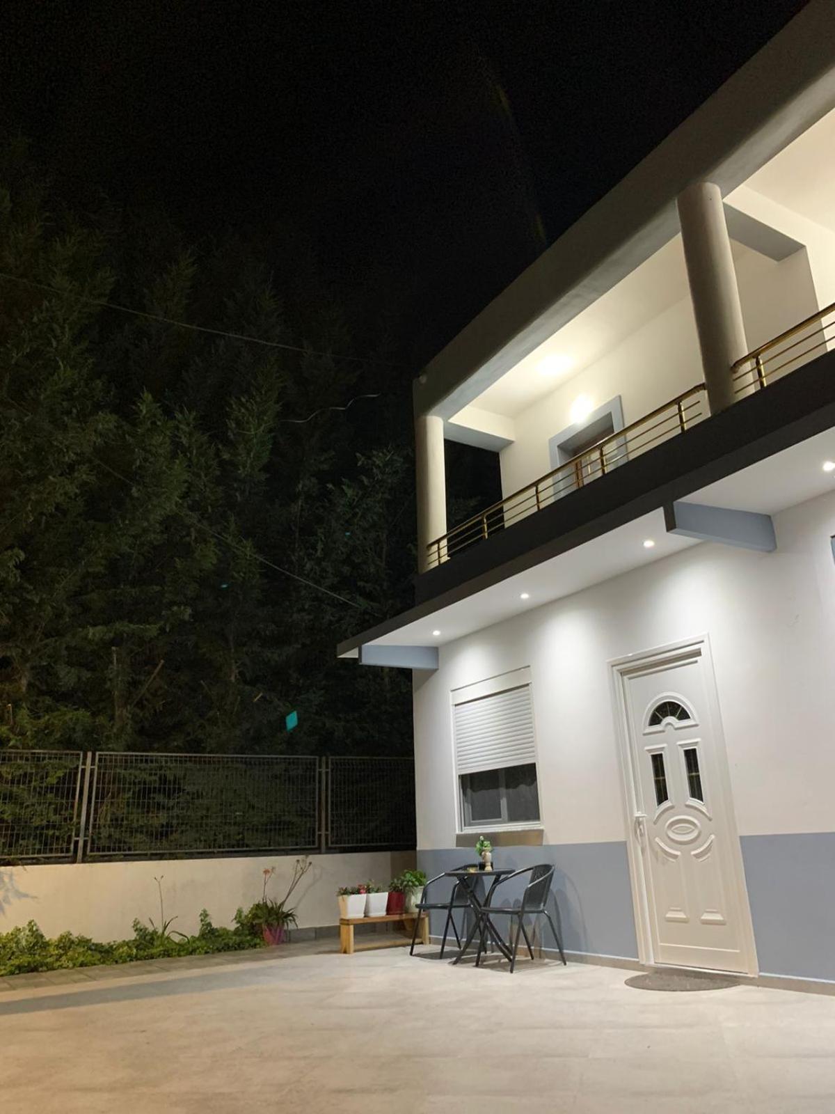 Villa Likaj Μπεράτ Εξωτερικό φωτογραφία