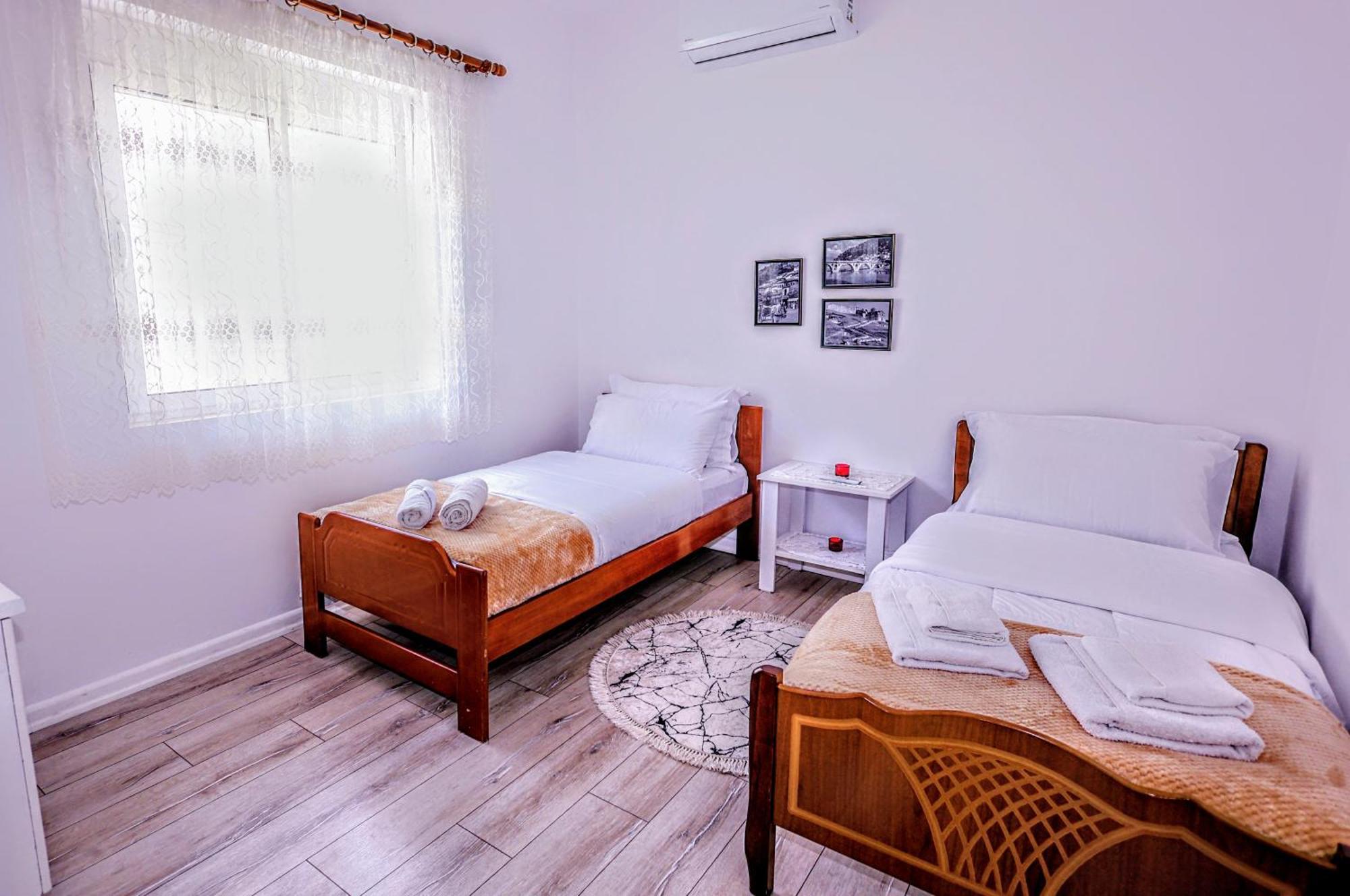 Villa Likaj Μπεράτ Εξωτερικό φωτογραφία